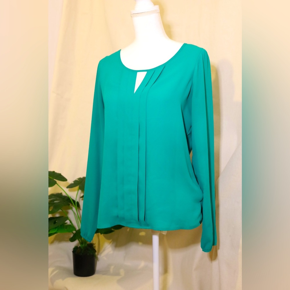 Green Express Blouse Long Sleeve